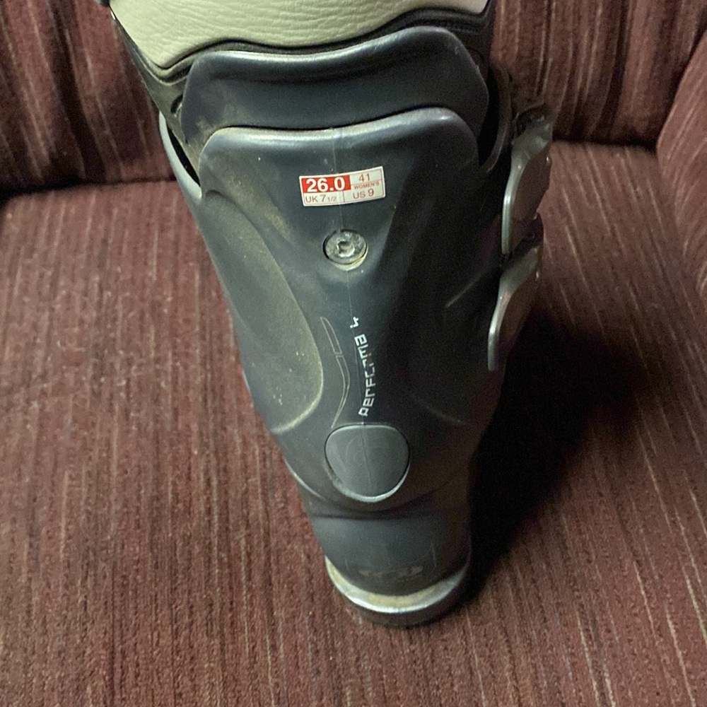 Salomon Ski Boots - Picture 13 of 13